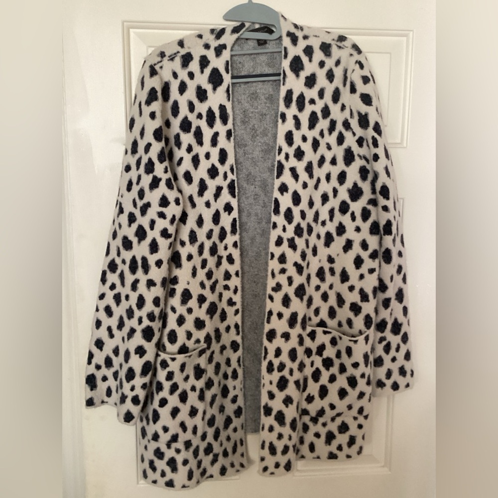 ANN TAYLOR Animal Print Open Cardigan - Picture 2 of 3